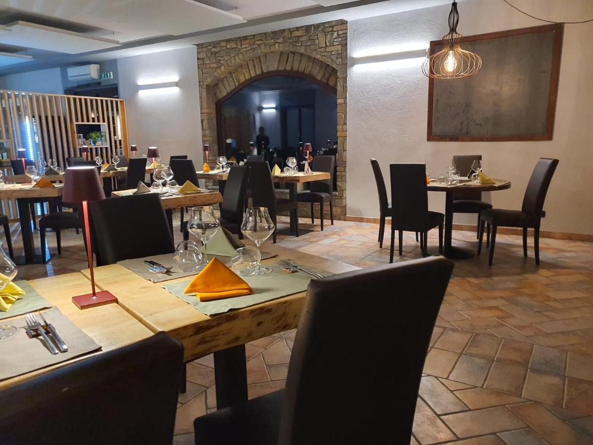 Agriturismo Cascina L'Arche Santo Stefano Belbo Luaran gambar