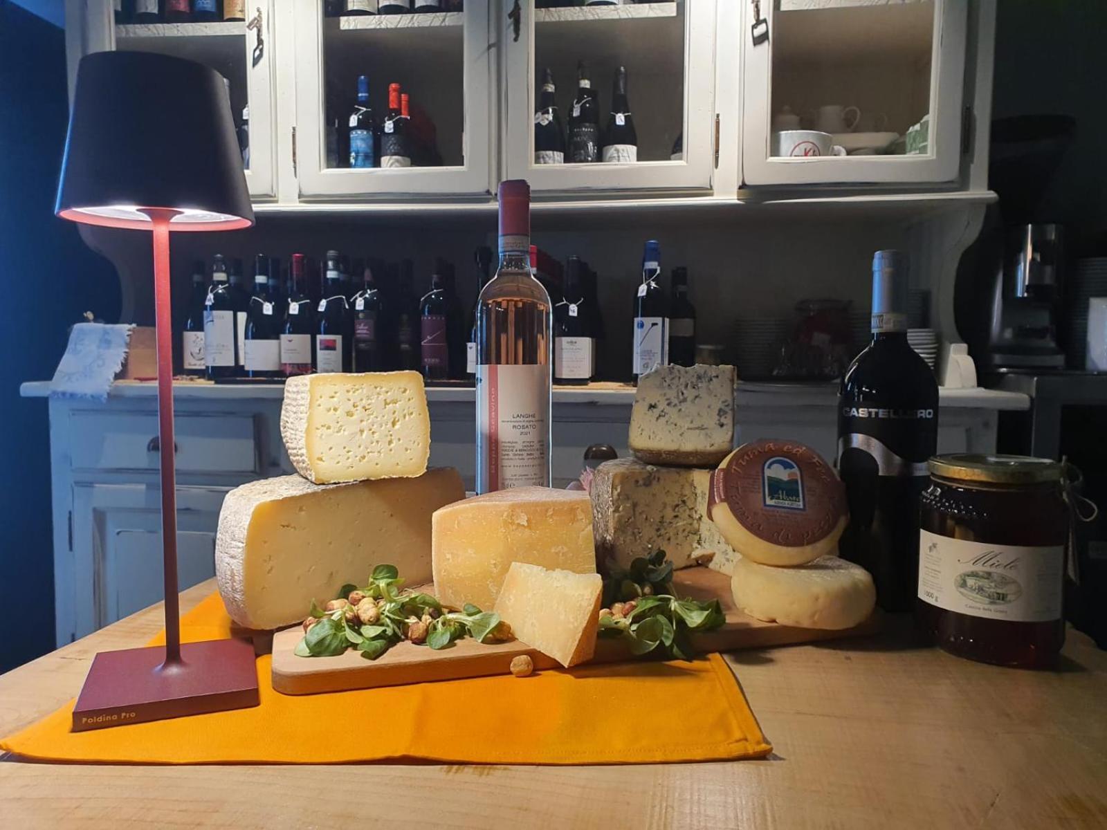 Agriturismo Cascina L'Arche Santo Stefano Belbo Luaran gambar